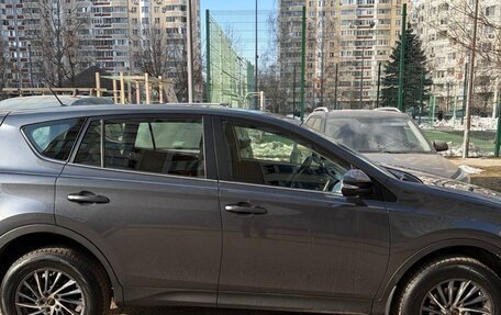 Toyota RAV4, 2015 год, 2 800 000 рублей, 3 фотография