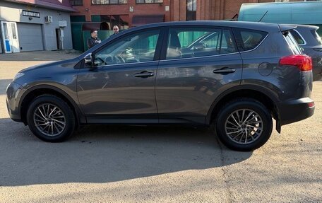 Toyota RAV4, 2015 год, 2 800 000 рублей, 12 фотография