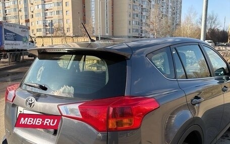 Toyota RAV4, 2015 год, 2 800 000 рублей, 6 фотография