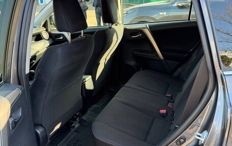 Toyota RAV4, 2015 год, 2 800 000 рублей, 20 фотография