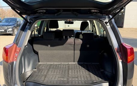 Toyota RAV4, 2015 год, 2 800 000 рублей, 19 фотография