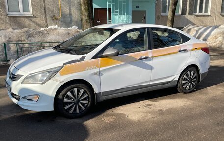 Hyundai Solaris II рестайлинг, 2016 год, 480 000 рублей, 2 фотография