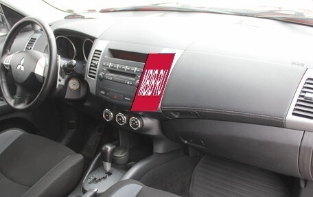 Mitsubishi Outlander III рестайлинг 3, 2011 год, 1 079 000 рублей, 11 фотография