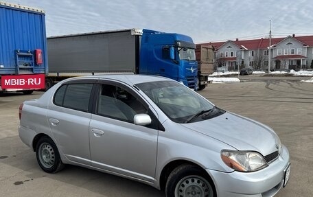 Toyota Platz, 2001 год, 265 000 рублей, 3 фотография