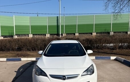 Opel Astra J, 2014 год, 1 050 000 рублей, 1 фотография