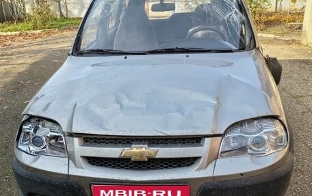 Chevrolet Niva I рестайлинг, 2009 год, 350 000 рублей, 1 фотография