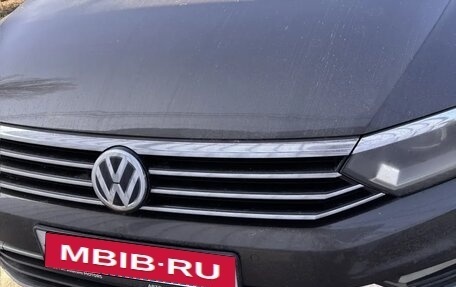 Volkswagen Passat B8 рестайлинг, 2017 год, 2 190 000 рублей, 1 фотография