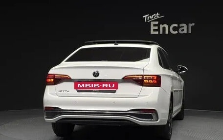 Volkswagen Jetta VII, 2022 год, 2 100 000 рублей, 4 фотография