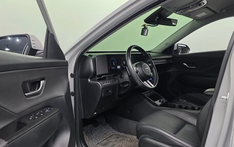 Hyundai Kona, 2023 год, 1 760 000 рублей, 10 фотография