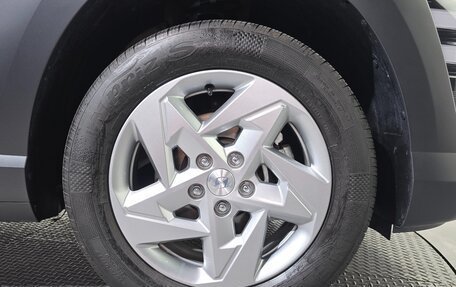 Hyundai Kona, 2023 год, 1 760 000 рублей, 23 фотография