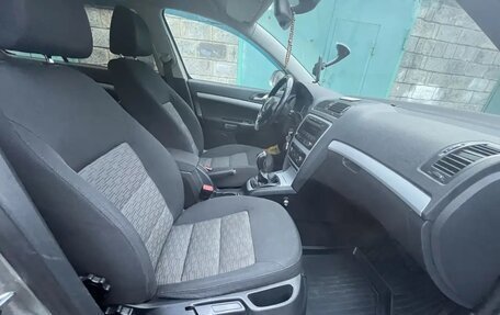 Skoda Octavia, 2011 год, 710 000 рублей, 7 фотография