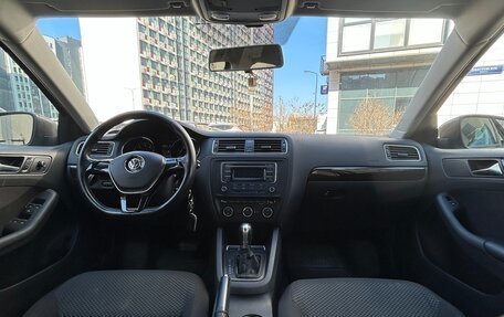 Volkswagen Jetta VI, 2015 год, 1 300 000 рублей, 6 фотография