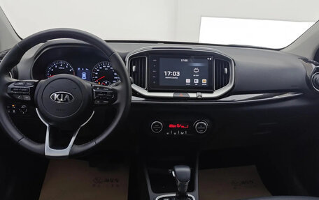 KIA Stonic, 2021 год, 1 330 000 рублей, 6 фотография