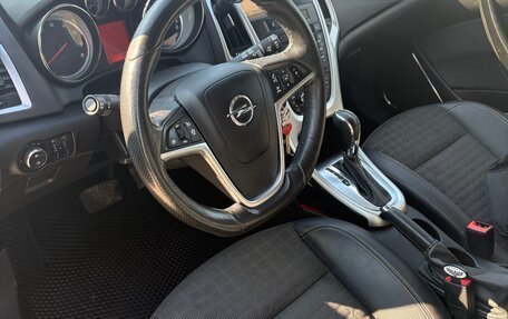 Opel Astra J, 2014 год, 1 050 000 рублей, 6 фотография