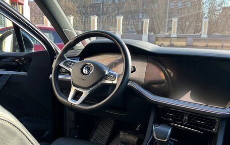 Volkswagen Touareg III, 2019 год, 5 950 000 рублей, 12 фотография