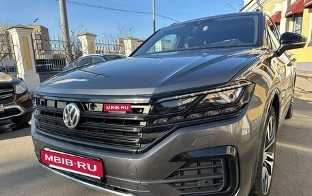 Volkswagen Touareg III, 2019 год, 5 950 000 рублей, 4 фотография
