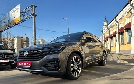 Volkswagen Touareg III, 2019 год, 5 950 000 рублей, 8 фотография