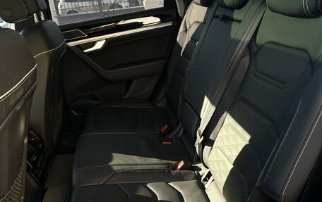 Volkswagen Touareg III, 2019 год, 5 950 000 рублей, 16 фотография