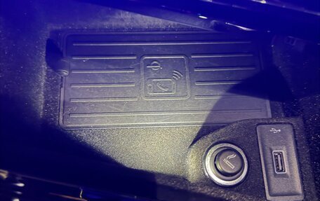 Volkswagen Touareg III, 2019 год, 5 950 000 рублей, 19 фотография