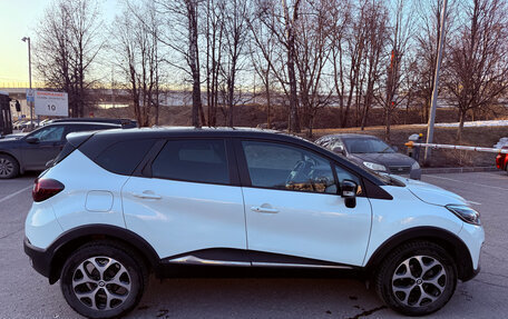 Renault Kaptur I рестайлинг, 2021 год, 1 860 000 рублей, 2 фотография