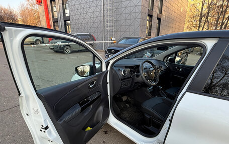 Renault Kaptur I рестайлинг, 2021 год, 1 860 000 рублей, 6 фотография