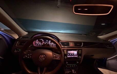 Skoda Rapid I, 2018 год, 1 300 000 рублей, 8 фотография