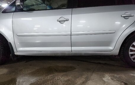 Volkswagen Touran III, 2003 год, 550 000 рублей, 7 фотография