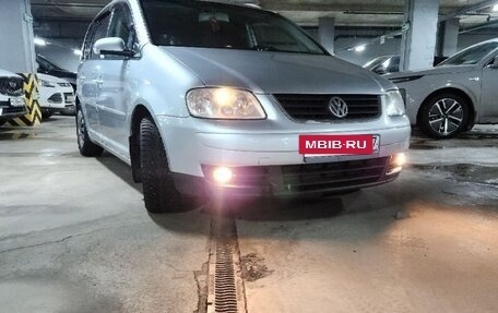 Volkswagen Touran III, 2003 год, 550 000 рублей, 20 фотография