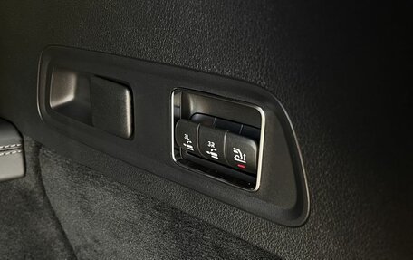 Mercedes-Benz GLS, 2025 год, 17 900 000 рублей, 39 фотография