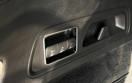 Mercedes-Benz GLS, 2025 год, 17 900 000 рублей, 40 фотография