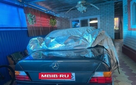 Mercedes-Benz E-Класс, 1992 год, 600 000 рублей, 9 фотография