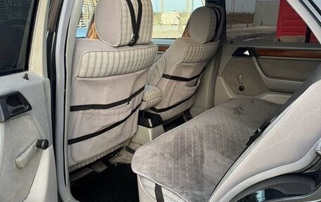 Mercedes-Benz E-Класс, 1992 год, 600 000 рублей, 14 фотография