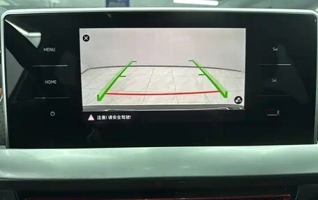 Volkswagen Lavida, 2022 год, 1 895 000 рублей, 9 фотография