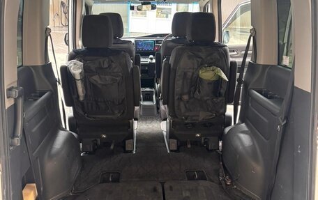 Honda Stepwgn IV, 2018 год, 2 750 000 рублей, 10 фотография