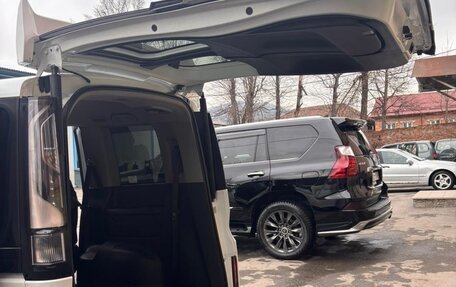 Honda Stepwgn IV, 2018 год, 2 750 000 рублей, 9 фотография