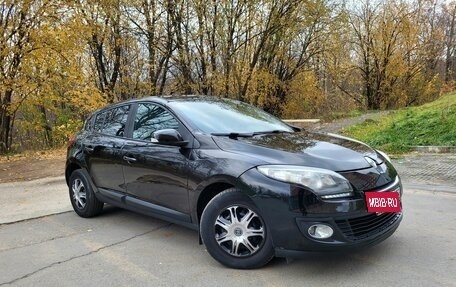 Renault Megane III, 2013 год, 670 000 рублей, 2 фотография