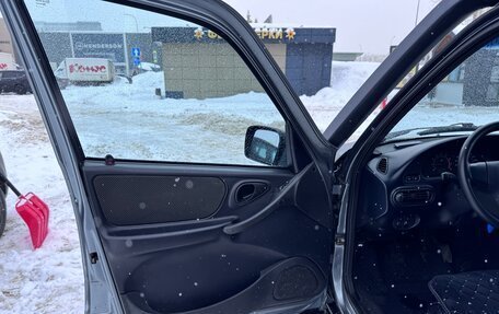 Chevrolet Niva I рестайлинг, 2016 год, 790 000 рублей, 10 фотография