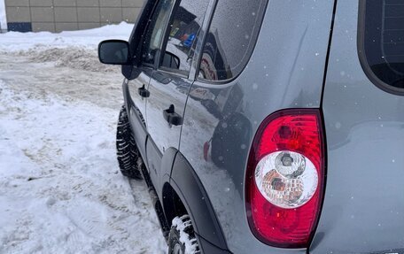 Chevrolet Niva I рестайлинг, 2016 год, 790 000 рублей, 2 фотография