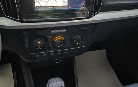 Skoda Kamiq I, 2022 год, 1 300 000 рублей, 7 фотография