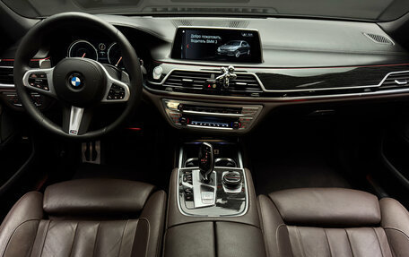 BMW 7 серия, 2017 год, 4 700 000 рублей, 10 фотография