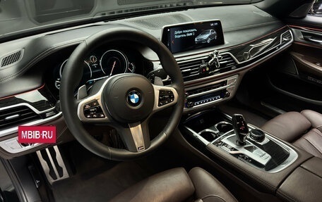 BMW 7 серия, 2017 год, 4 700 000 рублей, 12 фотография