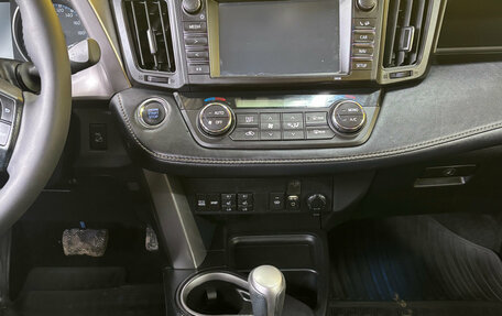 Toyota RAV4, 2018 год, 2 349 000 рублей, 16 фотография