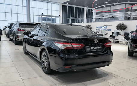 Toyota Camry, 2020 год, 3 050 000 рублей, 11 фотография