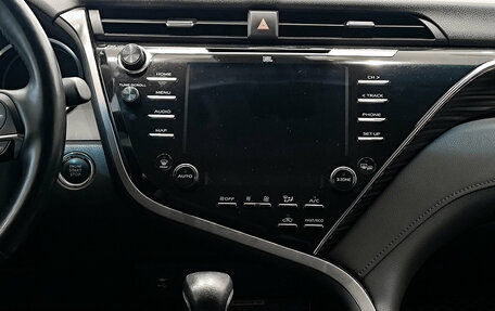 Toyota Camry, 2020 год, 3 050 000 рублей, 19 фотография