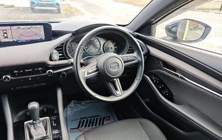 Mazda 3, 2023 год, 1 210 000 рублей, 10 фотография