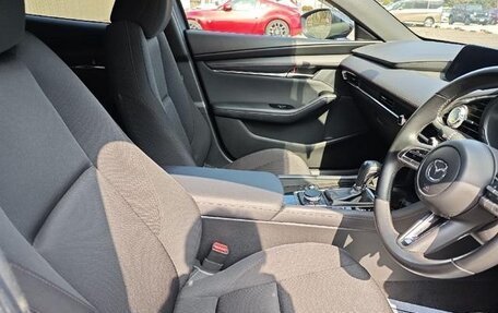 Mazda 3, 2023 год, 1 210 000 рублей, 8 фотография