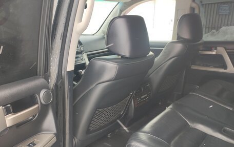 Toyota Land Cruiser 200, 2011 год, 4 499 000 рублей, 7 фотография