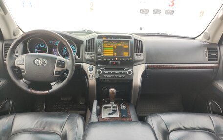 Toyota Land Cruiser 200, 2011 год, 4 499 000 рублей, 8 фотография