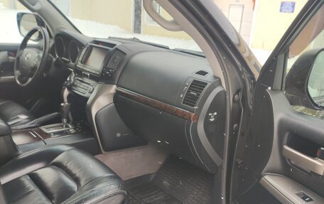 Toyota Land Cruiser 200, 2011 год, 4 499 000 рублей, 11 фотография