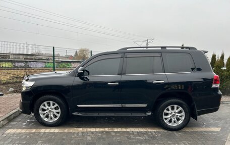 Toyota Land Cruiser 200, 2016 год, 6 750 000 рублей, 17 фотография